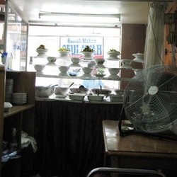 Dampak Harga Elpiji 12 Kg Melambung, Nasi Padang Naik Rp 2.000/Porsi