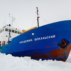 Penyelamatan Kapal Rusia yang Terjebak di Antartika Akhirnya Dimulai