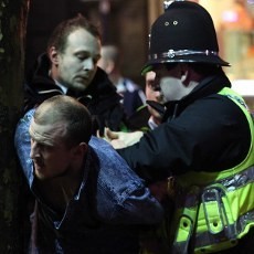 Usai Pesta Tahun Baru, Ratusan Warga di Inggris Ditangkap