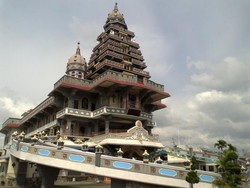 Unik! Gereja Berbentuk Kuil India di Kota Medan