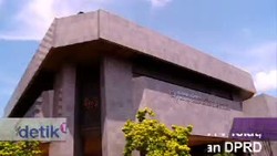 RAPBD Jakarta 2014 Telat, Jokowi: Itu Urusan DPRD