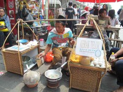 11 Kota di Indonesia dengan Jajanan Paling Lezat (1)