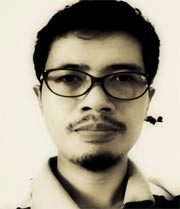 Pelanggan Samarinda Menunggu Perbaikan Xperia ZL