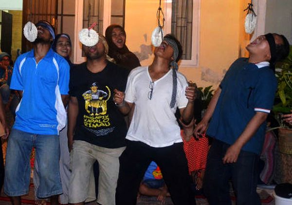 Kebersamaan Warga di Malam Tahun Baru