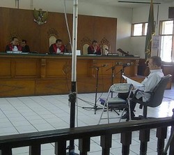 Kasus Suap Hakim, Dada Rosada Didakwa Pasal Berlapis Kumulatif