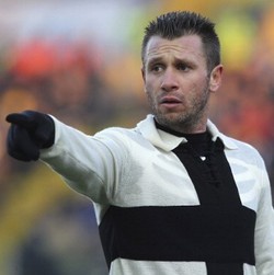 Diperlakukan seperti Raja di Parma, Cassano Tepis Rumor ke Sampdoria