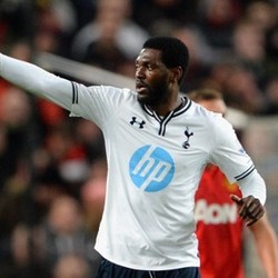 Adebayor Tak Bisa Dihentikan