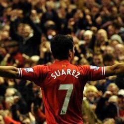 Rekor Suarez Warnai Kemenangan The Reds