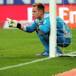 Ter Stegen Dikabarkan Menuju Barca, Neuer: Dia Kiper Hebat