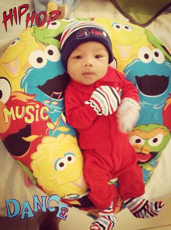 Keenan Pangeran Arzyan, 2 Bulan, Lelaki