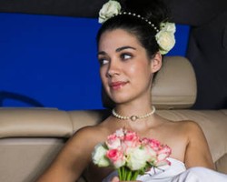 Kuis: Ingin Menikah, Sebaiknya Sewa atau Beli Gaun Pengantin?