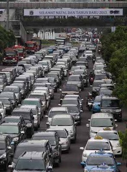 DTK: 30 Persen Kendaraan yang Lalu Lalang di Jakarta Milik PNS