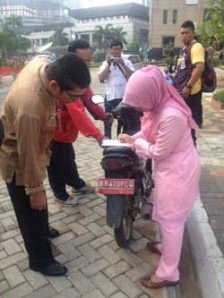 PNS Pemkot Jakbar Masih Banyak yang Pakai Kendaraan Pribadi ke Kantor