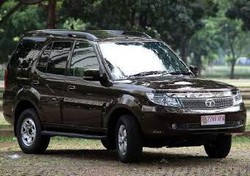 Berkelana dengan Tata Safari Storme