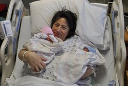 Lahir Jelang Pergantian Tahun, Bayi Kembar Ini Jadi Beda Tahun Lahir