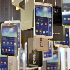 Android Rebut Tahta Ponsel Sejuta Umat