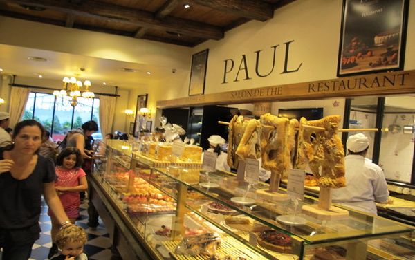 Nikmatnya Eclair Aux Framboise Khas Prancis