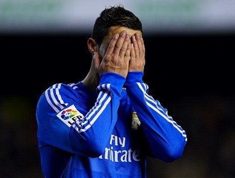 Pique: Madrid Menderita Melihat Barca Berjaya