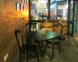 Tapas Canos Cocina, Tempat Ngemil dan Hangout ala Spanyol
