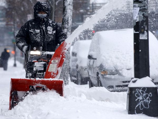 Badai Salju Landa AS