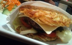 Yuk, Bikin Pizza Ramen dan Ramen Carbonara yang Gurih Enak!