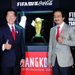 Trofi Piala Dunia ke Jakarta: Kunjungi Istana Negara Hingga Dilihat-lihat Fans