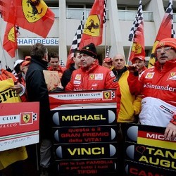 Sambut Ulang Tahun ke-45 Schumi, Ferrari dan Para Penggemarnya Kirim Doa