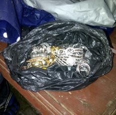 Mengapa Istri Perwira Polisi Simpan Perhiasan Rp 500 Juta di Bagasi?