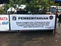 Terminal AKAP Lebakbulus Ditutup, Pedagang Kebingungan