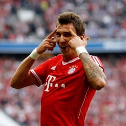 Bayern Tak Berniat Lepas Mandzukic & Tak Tertarik David Luiz