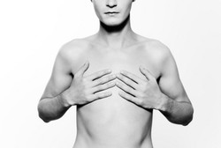 Waspada, Hal-hal Ini Bisa Bikin Payudara Pria Jadi Membesar