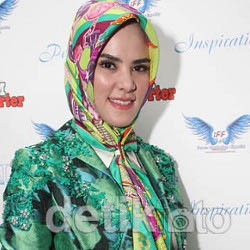 Angel Lelga Ingin Buka Sekolah Bagi Anak Miskin