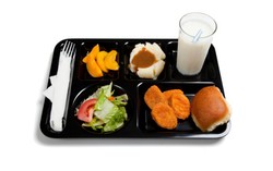 Apa Menu Makan Siang Anak Sekolah di Kenya, India, dan Finlandia? (2)