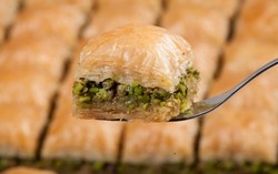 Baklava yang Renyah Legit Bisa Dibuat dengan 5 Langkah Ini