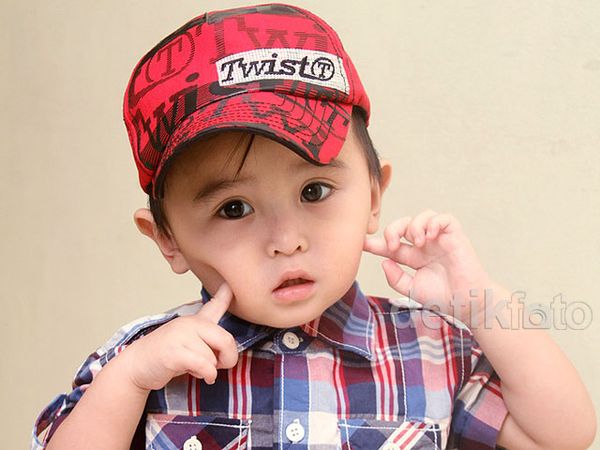 Anak Daus Mini yang Menggemaskan