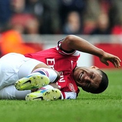 Oxlade-Chamberlain Bisa Berlatih Lagi Mulai Pekan Depan