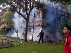 Polisi: Ada Ledakan di Ruang Arsip Sesaat Sebelum Api Berkobar