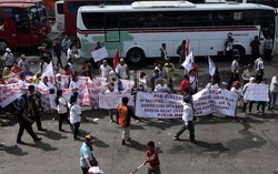  Maju Mundur Pak Gubernur di Lebak Bulus 