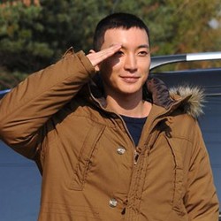 Ayah Leeteuk SuJu Dikabarkan Tewas Gantung Diri