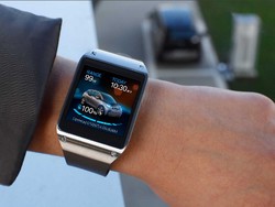 Samsung Galaxy Gear Bisa Dipakai untuk Ngecek Baterai Mobil Listrik