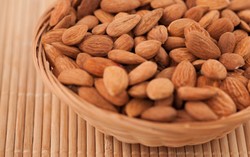 Susu dari Biji-bijian dan Kacang-kacangan Ini Bisa Jadi Pengganti Yogurt