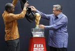 Presiden SBY Sambut Trofi Piala Dunia