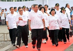 Lewat Instagram Ibu Ani, SBY Janji Tingkatkan Kesejahteraan Tenaga Medis