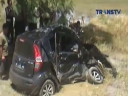 Mobil Terseret KA di Perlintasan Tanpa Palang Pintu, Caleg Tewas