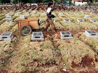Lahan Pemakaman di DKI Akan Ditambah