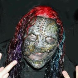 Corey Taylor Tegaskan Slipknot Tetap Jalan