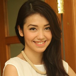 Pacari Pengusaha, Velove Vexia Kerap Dicemburui