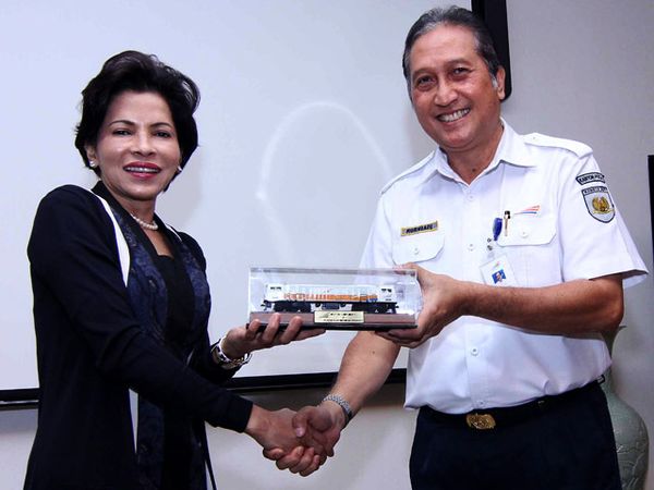 BCA-PT KAI Jalin Kerjasama