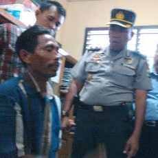 Seorang Petani Bacok Leher PIL Istri Hingga Tewas