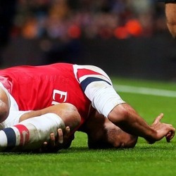 Cedera Walcott Buat Hodgson Kecewa